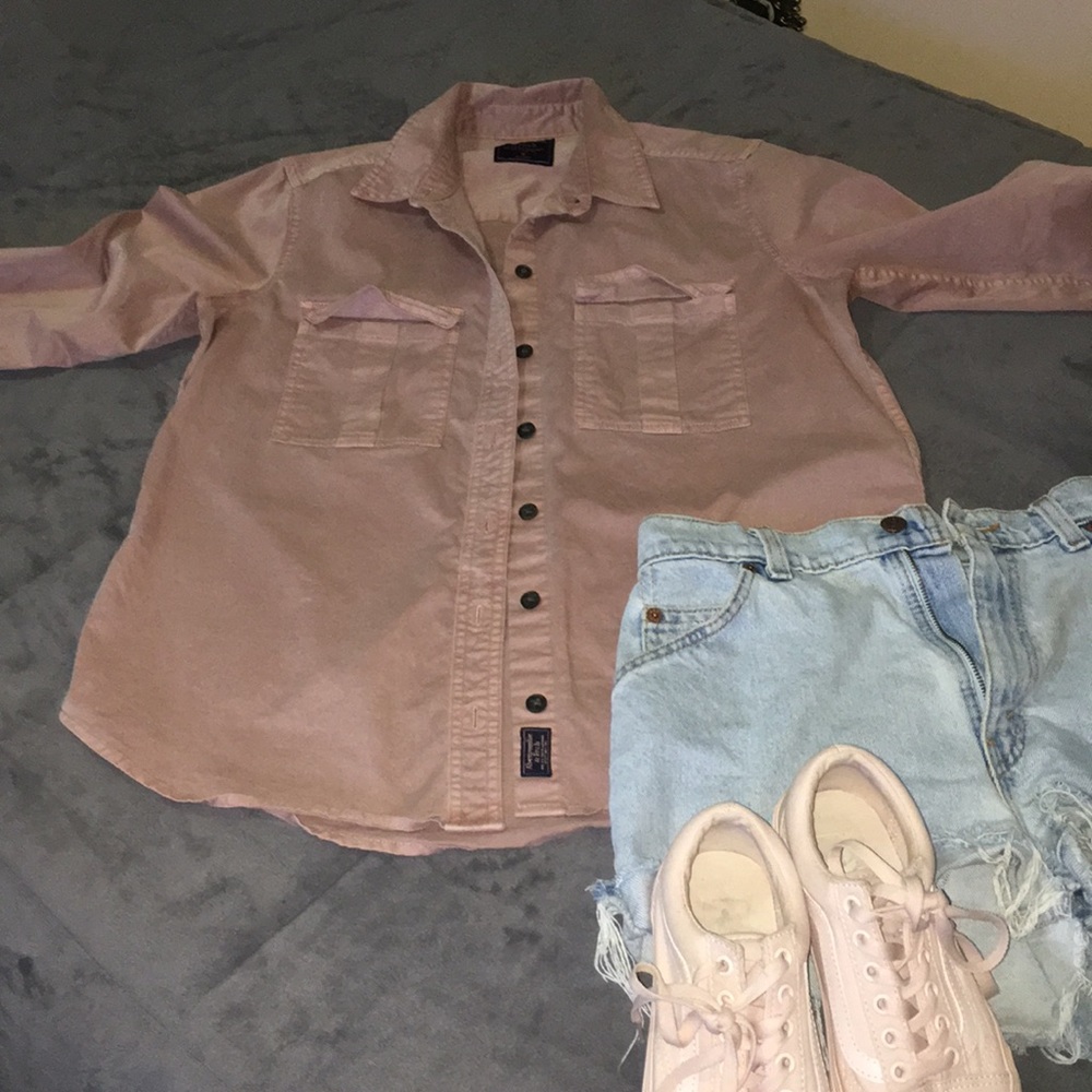Rose button down top - Picture 2 of 3